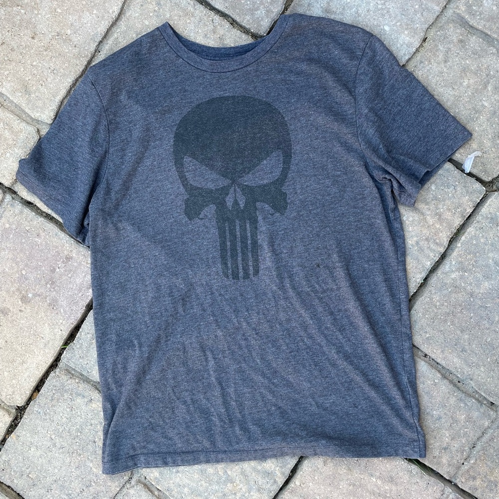 Old navy collectable shirt size medium